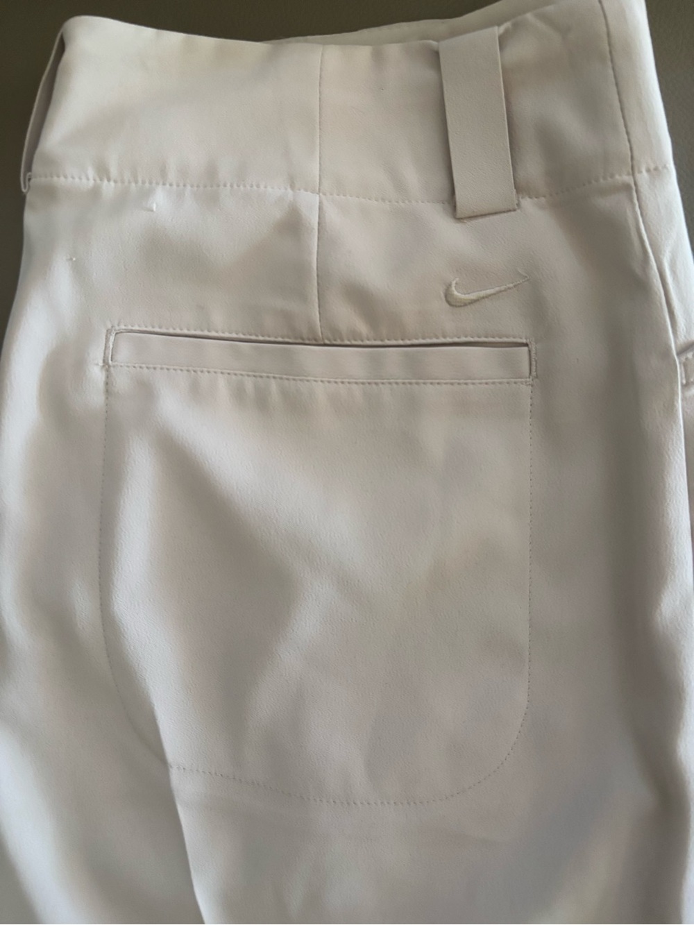 Nike Dri Fit Cream Performance Golf Bermudas